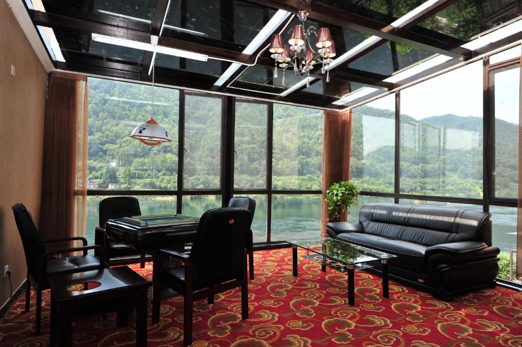 Jiande Yinyuan Hotel Tangcun エクステリア 写真